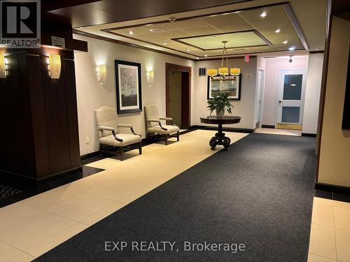 1205 - 101 Subway Crescent, Toronto, ON - Indoor Photo Showing Other Room