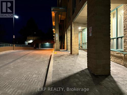 1205 - 101 Subway Crescent, Toronto, ON - Outdoor