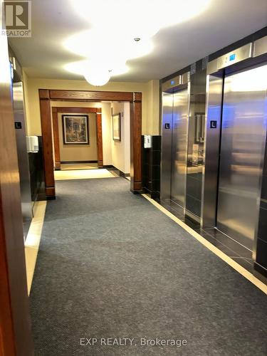 1205 - 101 Subway Crescent, Toronto, ON - Indoor Photo Showing Other Room