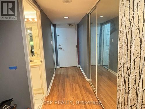 1205 - 101 Subway Crescent, Toronto, ON - Indoor Photo Showing Other Room