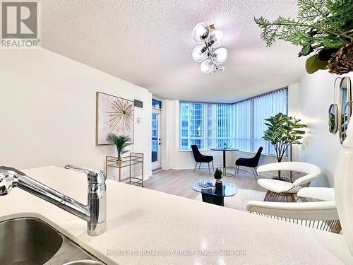 Open Concept - 521 - 15 Northtown Way, Toronto, ON - Indoor Photo Showing Other Room