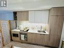 535 - 2020 Bathurst Street, Toronto, ON  - Indoor Photo Showing Kitchen With Upgraded Kitchen 