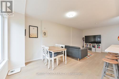 152 - 18 Clark Avenue W, Vaughan, ON - Indoor