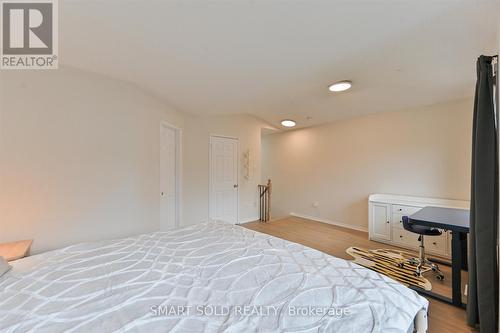 152 - 18 Clark Avenue W, Vaughan, ON - Indoor Photo Showing Bedroom
