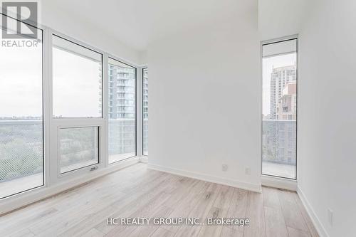 1111 - 15 Holmes Avenue, Toronto, ON - Indoor Photo Showing Other Room