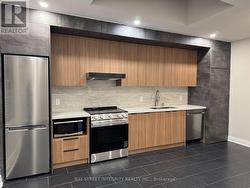 244 KING EDWARD AVENUE  Toronto, ON M4C 5K1