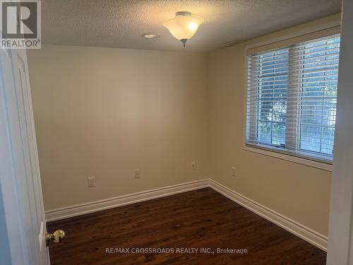 2 - 10 Post Oak Drive, Richmond Hill, ON - Indoor Photo Showing Other Room