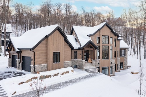 Façade - 650 Rue De Belle-Plagne, Saint-Sauveur, QC - Outdoor With Facade