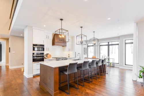 Coin-repas - 650 Rue De Belle-Plagne, Saint-Sauveur, QC - Indoor Photo Showing Kitchen With Upgraded Kitchen