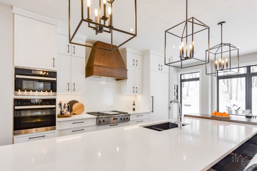 Cuisine - 650 Rue De Belle-Plagne, Saint-Sauveur, QC - Indoor Photo Showing Kitchen With Double Sink With Upgraded Kitchen