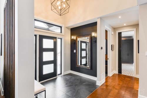 Hall d'entrée/Vestibule - 650 Rue De Belle-Plagne, Saint-Sauveur, QC - Indoor Photo Showing Other Room