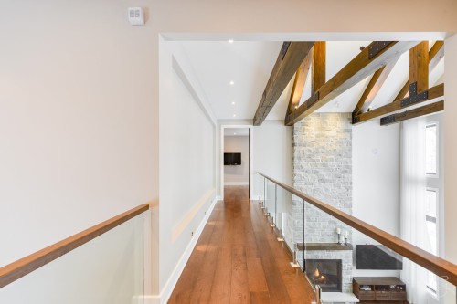 Corridor - 650 Rue De Belle-Plagne, Saint-Sauveur, QC - Indoor Photo Showing Other Room