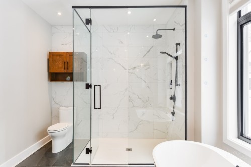 Salle de bains attenante à la CCP - 650 Rue De Belle-Plagne, Saint-Sauveur, QC - Indoor Photo Showing Bathroom