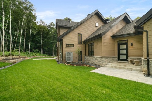 Cour - 650 Rue De Belle-Plagne, Saint-Sauveur, QC - Outdoor