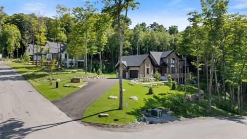 Photo aérienne - 650 Rue De Belle-Plagne, Saint-Sauveur, QC - Outdoor