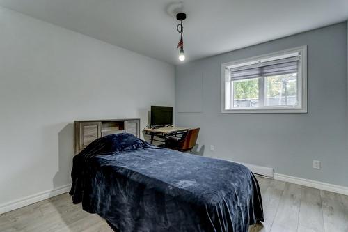 Chambre à coucher - 235 Rue Marie-Dostaler, Trois-Rivières, QC - Indoor Photo Showing Bedroom