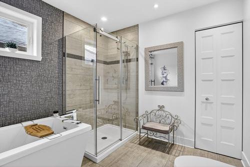 Salle de bains - 14680 Rue Jean-Maurice, Mirabel, QC - Indoor Photo Showing Bathroom