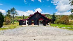 2076  - 2080 Mtée Sauvage  Saint-Adolphe-D'Howard, QC J0T 2B0