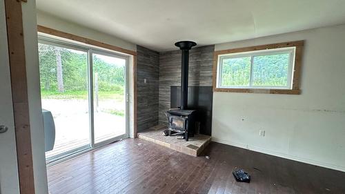 Garçonnière - 2076  - 2080 Mtée Sauvage, Saint-Adolphe-D'Howard, QC - Indoor Photo Showing Other Room