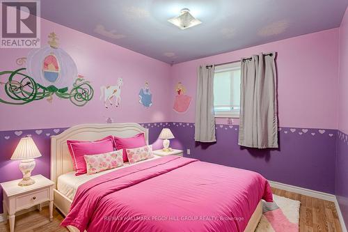 223 Phillips Street, Barrie, ON - Indoor Photo Showing Bedroom