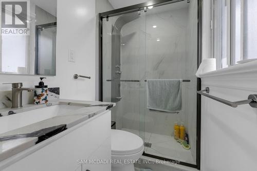 1235 Old River Road, Mississauga, ON - Indoor Photo Showing Bathroom