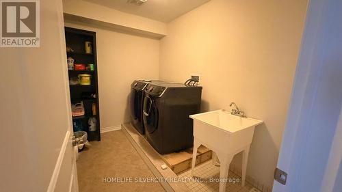 115 Inspire Boulevard, Brampton, ON - Indoor Photo Showing Laundry Room