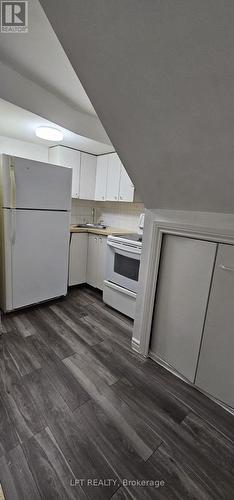 382 Pinemeadow Avenue, Mississauga, ON - Indoor