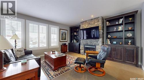 1646 Badham Boulevard, Regina, SK - Indoor Photo Showing Kitchen With Upgraded Kitchen