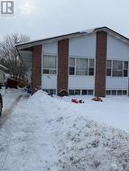 751 GLENGARRY BOULEVARD  Cornwall, ON K6H 6E6