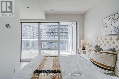 1102 - 19 Bathurst Street, Toronto, ON - Indoor