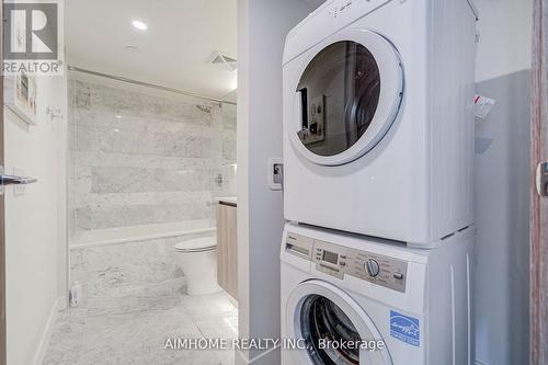 1102 - 19 Bathurst Street, Toronto, ON - Indoor Photo Showing Laundry Room