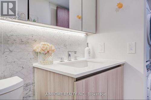 1102 - 19 Bathurst Street, Toronto, ON - Indoor Photo Showing Bathroom