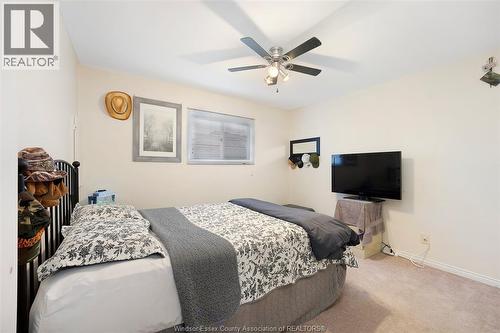 17 Chestnut Street, Mcgregor, ON - Indoor Photo Showing Bedroom