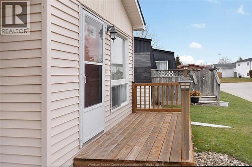 17 Chestnut Street, Mcgregor, ON - Outdoor With Exterior