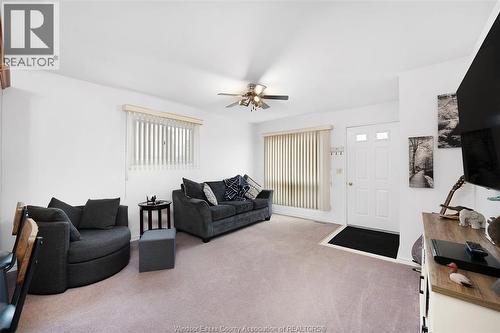 17 Chestnut Street, Mcgregor, ON - Indoor