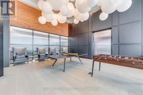 408 - 3200 William Coltson Avenue, Oakville, ON - Indoor Photo Showing Other Room