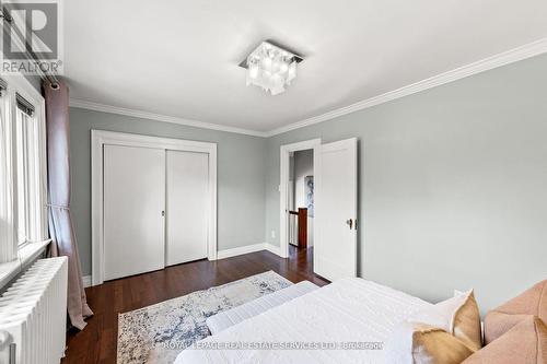 1565 Mount Pleasant Road, Toronto, ON - Indoor Photo Showing Bedroom