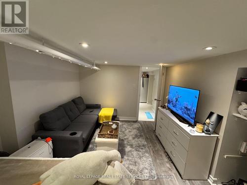 1565 Mount Pleasant Road, Toronto, ON - Indoor