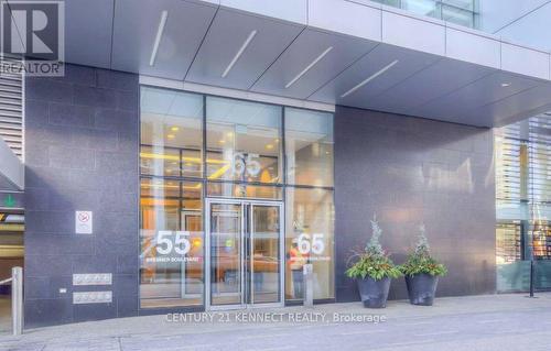 4103 - 65 Bremner Boulevard, Toronto, ON - Outdoor