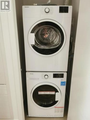 1809 - 319 Jarvis Street, Toronto, ON - Indoor Photo Showing Laundry Room