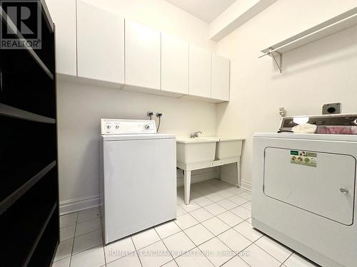 7 Killarney Road, Toronto, ON - Indoor Photo Showing Laundry Room