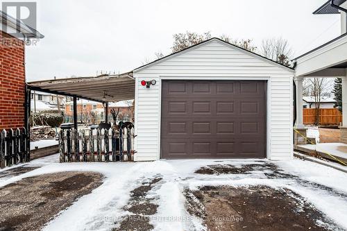 Detached garage - 257 Woodale Avenue, Oakville, ON - Outdoor With Exterior