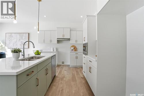 338 Katz Avenue, Saskatoon, SK - Indoor Photo Showing Kitchen With Double Sink