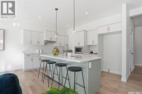 338 Katz Avenue, Saskatoon, SK - Indoor Photo Showing Kitchen With Upgraded Kitchen