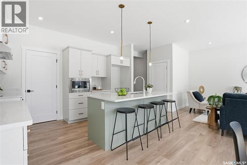 338 Katz Avenue, Saskatoon, SK - Indoor Photo Showing Kitchen With Upgraded Kitchen