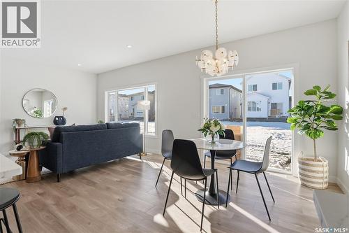 338 Katz Avenue, Saskatoon, SK - Indoor Photo Showing Dining Room