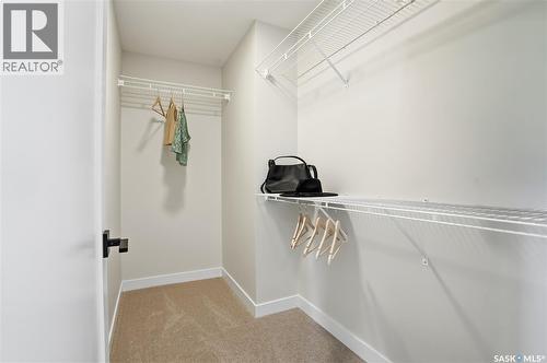 338 Katz Avenue, Saskatoon, SK - Indoor With Storage