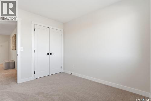 338 Katz Avenue, Saskatoon, SK - Indoor Photo Showing Other Room