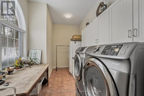 679 Sandy Bay Road, Tiny, ON - Indoor Photo Showing Laundry Room