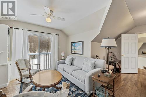 679 Sandy Bay Road, Tiny, ON - Indoor Photo Showing Living Room